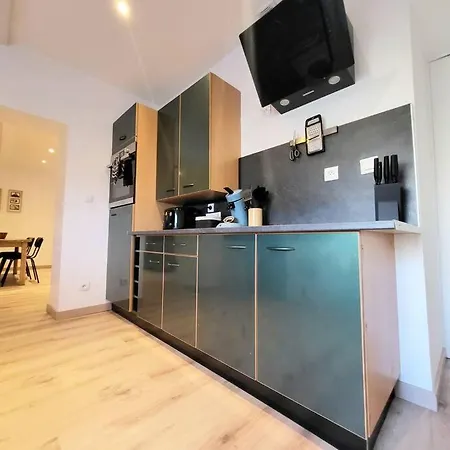 Дом отдыха Le Repos Maison 6 Couchages Avec Jardin Prive *